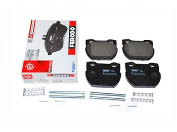 SFP000250F - Ferodo Branded for Defender 110 & 130 Rear Brake Pads - Fits from 2002 Onwards - Complete with Pins and Clips