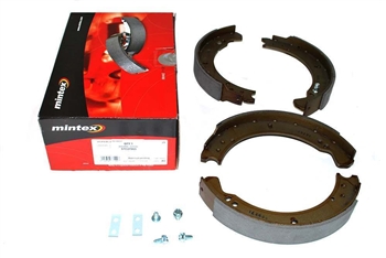 STC2796O - OEM Brake Shoes for Defender 90, Front Series and Rear SWB Land Rover Series