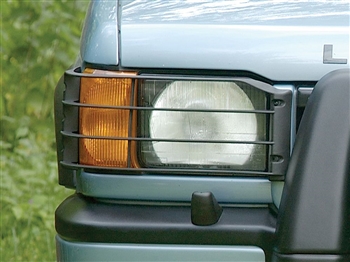 STC50026G - Genuine Front Lamp Guards (Vehicles With Early Headlights up to 2003) For  Discovery 2
