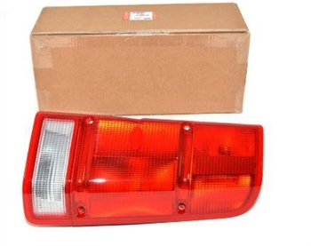 XFB000160 - Rear Wing Light - Right Hand - Fits from 1998-2003 - For Genuine Land Rover and Discovery 2