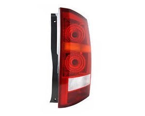 XFB000583 - Rear Right Hand Lamp for Discovery 3 - North American Spec - Genuine Land Rover