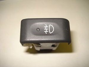 YUE000300PUY - Rear Fog Light Switch - 2003 Onwards (For Vehicles with Front Fog Lamps Fitted) - For Genuine Land Rover and Discovery 2