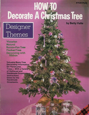 How to Decorate A Christmas Tree: Designer Themes