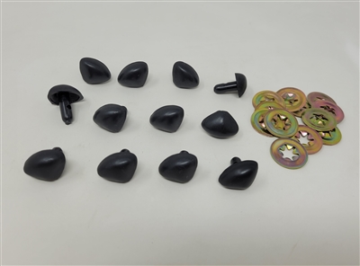 Zim's D-Type Triangle Plastic Nose, Black, 18mm (12 pcs)