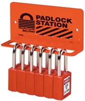 Master Lock S1506 Heavy-Duty Padlock Rack