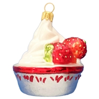 Vanilla Yogurt Dish With Strawberries Strawberry