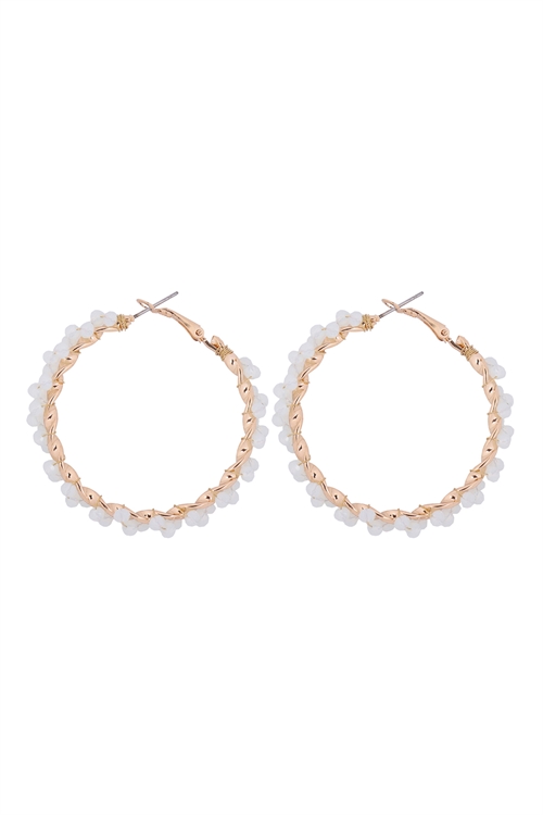 S1-2-4-26924WO-G - WIRED GLASS BEADS WRAP HOOP EARRINGS - WHITE/1PC