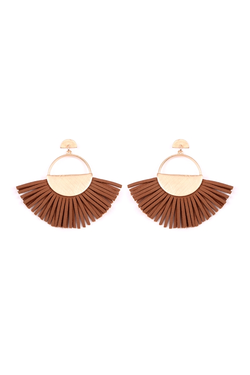 S7-6-3-A7E2085CML - METAL WITH LEATHER FAN FRINGE EARRINGS-CAMEL/6PCS