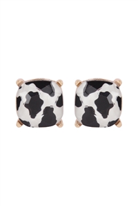 S7-4-2-AE0088COW - GLASS CUSHION POST EARRINGS - COW/1PC