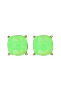 A1-1-5-AE0384NGN - CUSHION CUT GLITTER GLASS EPOXY POST EARRINGS-NEON GREEN/1PC