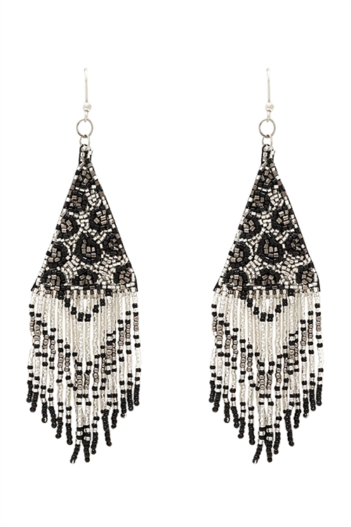 S1-8-3-AE3259-SHT - LEOPARD PATTERN TRIANGLE SEED BEADS DROP EARRINGS-SILVER/1PC