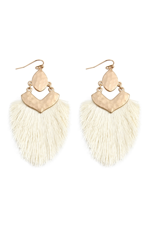 S21-4-2-B1E2508IV - DANGLE TASSEL DROP EARRINGS - IVORY/1PC