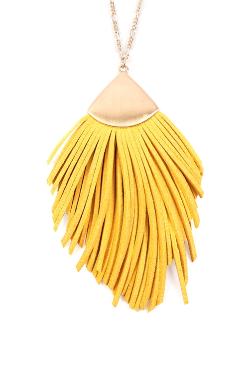 S22-5-1-B3N2153YLW - FEATHER SHAPE PU LEATHER TASSEL NECKLACE - YELLOW/6PCS