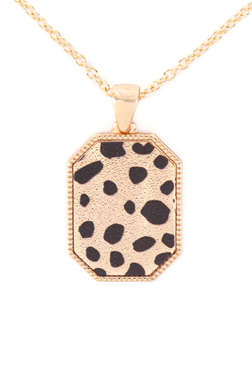 S1-3-2-B6N2110GD-CHE - OCTAGON SHAPED SANDING METAL WITH ANIMAL PRINT SHORT NECKLACE - GOLD CHEETAH/6PCS