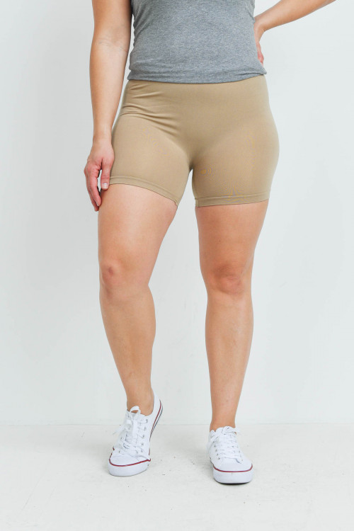 SA4-7-3-FAB12603X TAN PLUS SIZE SHORTS / 10PCS