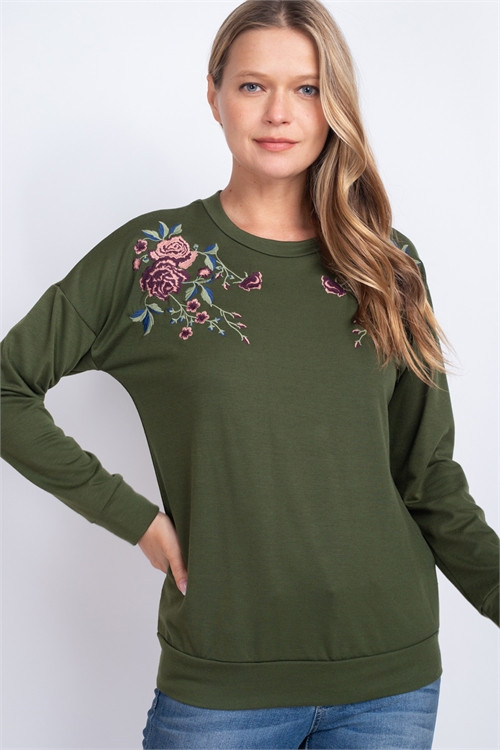 C30-A-1-T5988-OLIVE FLOWER EMBROIDERED TOP 3-2