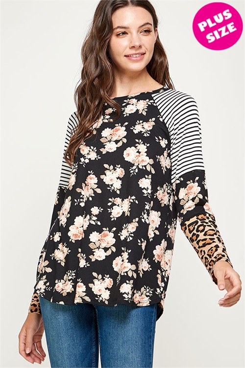 C62-A-2-WT2379X BLACK FLORAL PLUS SIZE TOP 2-2-2