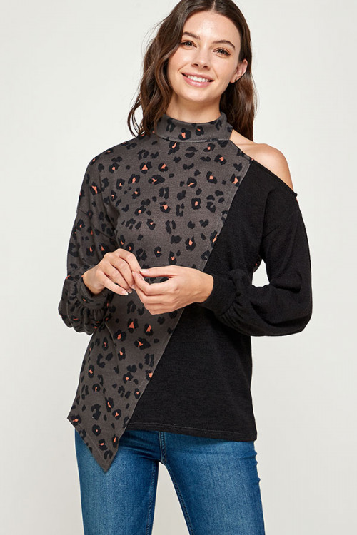 C66-A-1-WT2468 CHARCOAL ANIMAL PRINT TOP 2-2-2