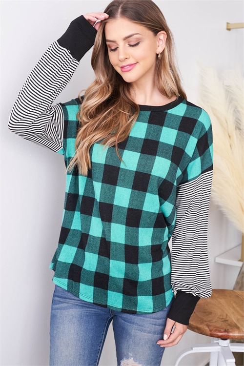 C88-A-2-T4438 GREEN CHECKERED TOP 2-2-2