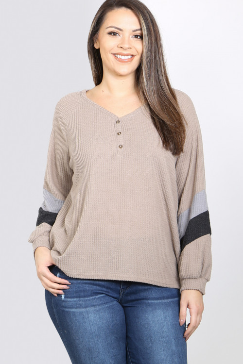 C62-A-2-T1527X TAUPE GRAY DROP SHOULDER BUTTONED V-NECK WAFFLE RIBBED KNIT LONG SLEEVE PLUS SIZE TOP 3-2-1