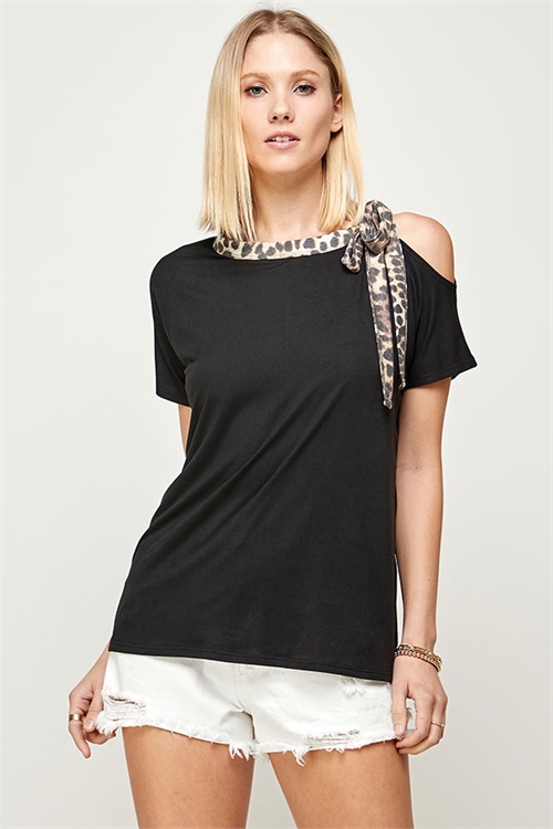 C4-B-1-MT2516 BLACK ONE SIDED COLD SHOULDER ANIMAL PRINT DETAILED TOP 2-2-2