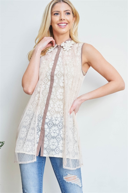 S6-3-2-T5746 CREAM TAILORED NECK WITH LACE FLORAL DETAIL LACED THROUGHOUT SLEEVELESS TOP 1-2-2