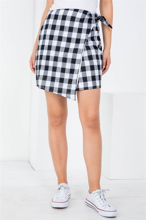 S10-9-4-S9845 WHITE BLACK PLAID PRINT SIDE TIE KNOT SURPLICE SKIRT 2-2-2