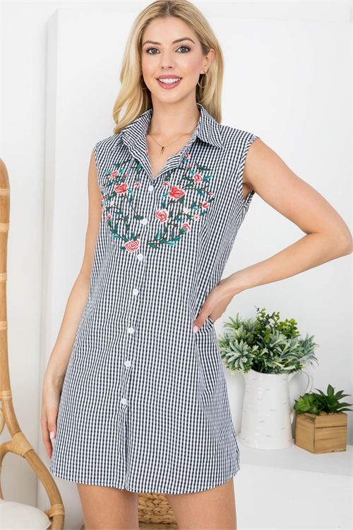 S9-9-4-D268 BLACK WHITE CHECKERED PRINT WITH FLORAL EMBROIDERED DETAIL BUTTON DOWN DRESS 1-1-1