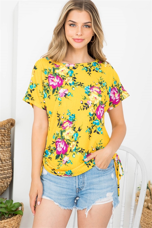 C4-B-2-T62973 YELLOW FLORAL PRINT BOAT NECKLINE RUCHED DRAWSTRING TIE SIDE TOP 2-2-2