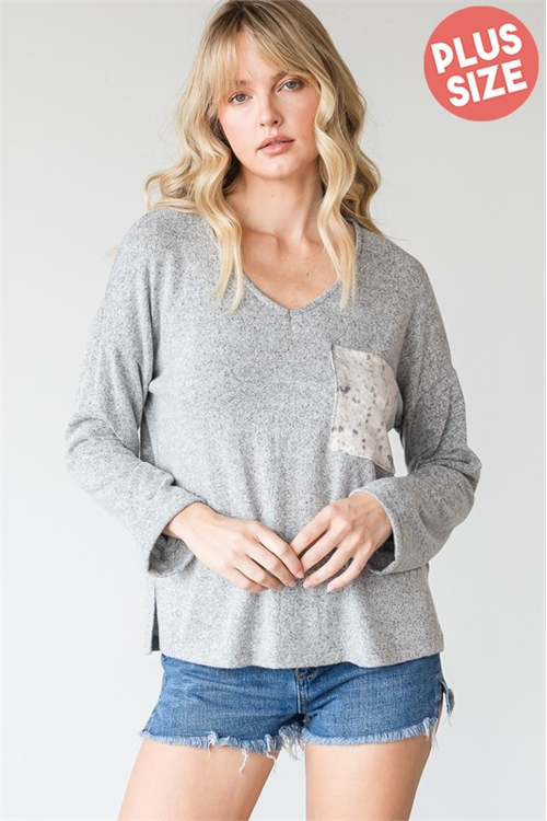 C48-A-2-T5187X-HEATHER GREY PLUS SIZE LEOPARD POCKET V-NECK TOP 2-2-2 (NOW $4.75 ONLY!)