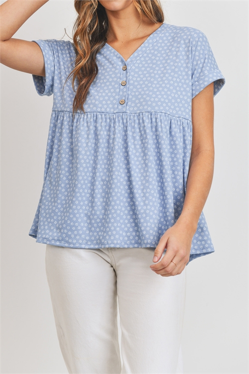 S12-8-1-T23498-SKY BLUE BUTTON DETAIL FLORAL RIB TOP 2-2-2