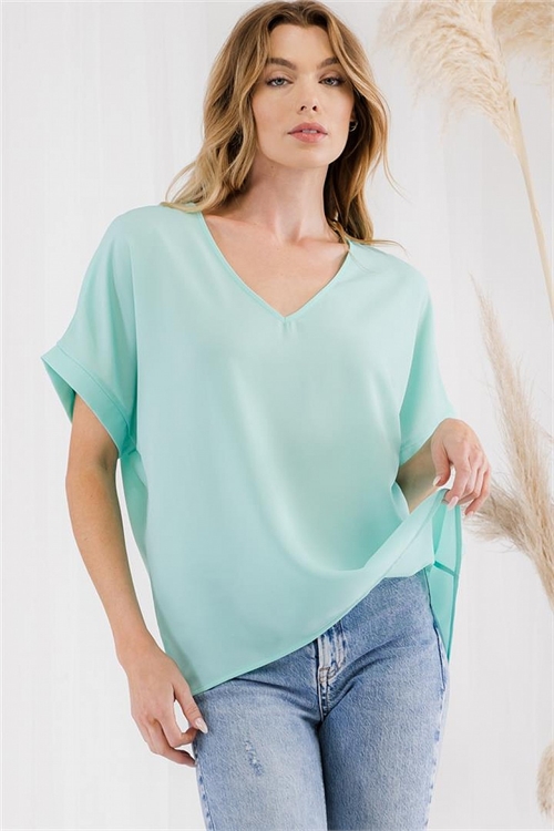 S38-1-1-T6081-MINT SOLID V-NECK SHORT SLEEVE TOP 2-2-2