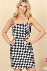 S9-12-2-D50911-WHITE BLACK HOUNDSTOOTH SPAGHETTI STRAP MINI DRESS 2-2-2