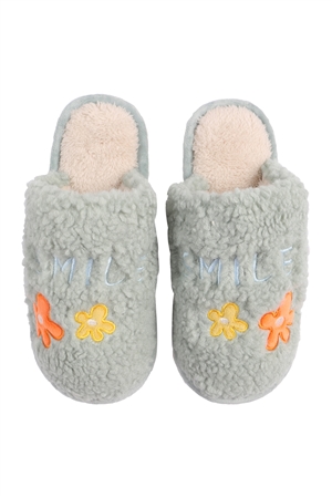 S24-6-4-CSL3504OLV-L - MINI DAISY EMBROIDERED FLEECE SLIPPERS-OLIVE LARGE/1PAIR