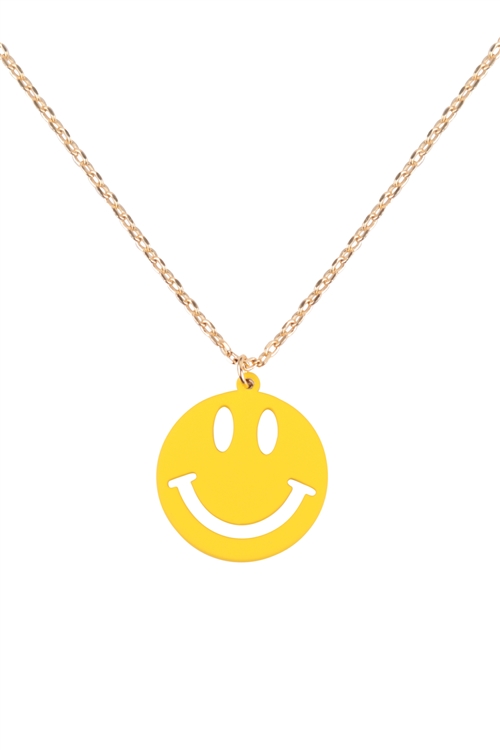 S6-4-5-DNB299GDYEW - BRASS RUBBER COATED SMILEY FACE PENDANT NECKLACE - GOLD YELLOW/6PCS