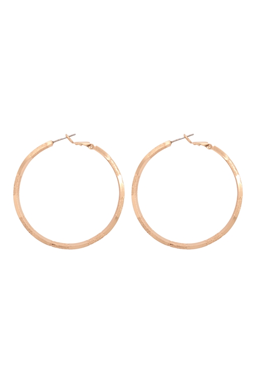 A3-3-4-E6609GD - EDGED METAL HOOP LATCH EARRINGS - GOLD/6PCS