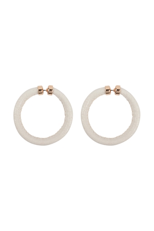 S19-12-3-EE1846WHT - GLITTER PU LEATHER HOOP EARRINGS-WHITE/1PC