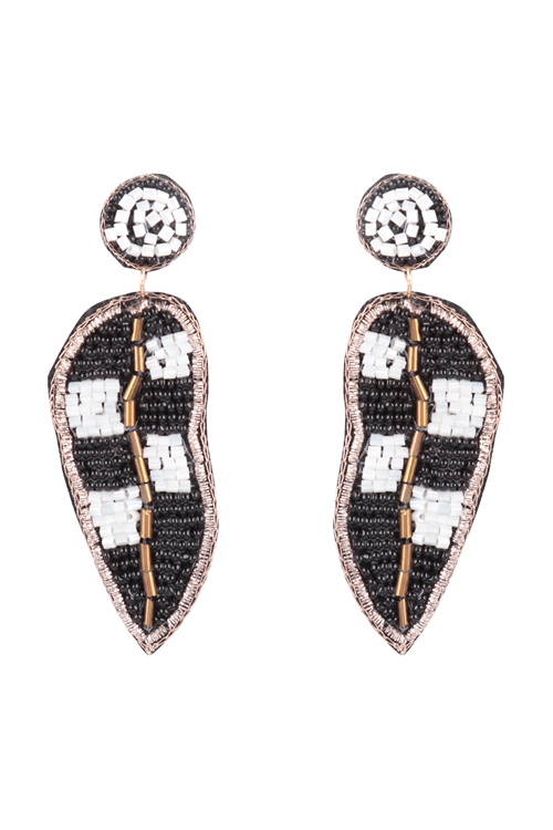 S1-2-5-FEA171GDMBW - SEED BEAD LEAF COLOR BLOKED POST DANGLE EARRINGS-GOLD BLACK AND WHITE/3PCS