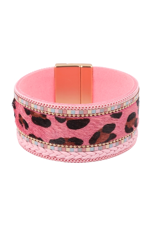 S23-13-1-HDB3473LEPK - ANIMAL PRINT LEATHER MAGNETIC LOCK BRACELET- LIGHT PINK LEOPARD/6PCS