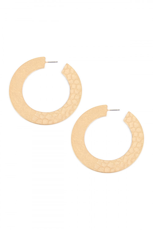 S7-5-2-HDE2325G GOLD HAMMERED PLATE HOOP EARRINGS/6PCS