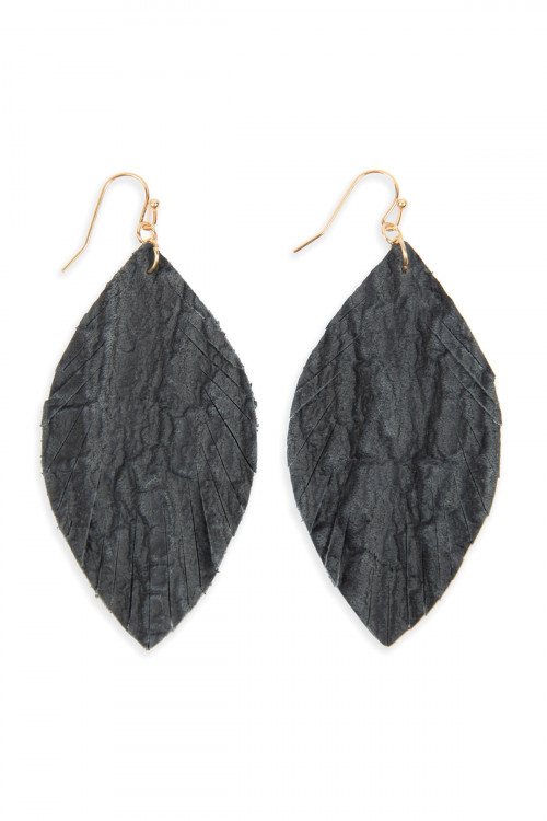 S6-4-3-HDE2563BK BLACK FRINGED CRUMPLED MARQUISE LEATHER EARRINGS/6PAIRS