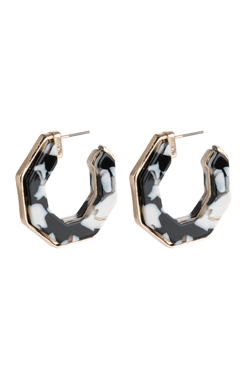A1-2-2-HDE2788BW BLACK AND WHITE OPEN POLYGON FACETED ACETATE EARRINGS/6PAIRS