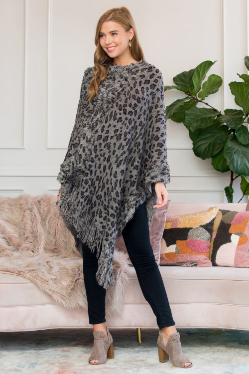 S2-6-3-HDF2514BKLEO BLACK FRINGED LEOPARD PONCHO /6PCS (NOW $5.75 ONLY!)