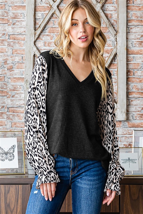 HM-ET7371-10X-BK-PLUS SIZE LONG PUFF SLEEVE V NECK SOLID THERMAL AND ANIMAL PRINT TOP WITH ROUND HEM DETAIL-BLACK-2-2-2