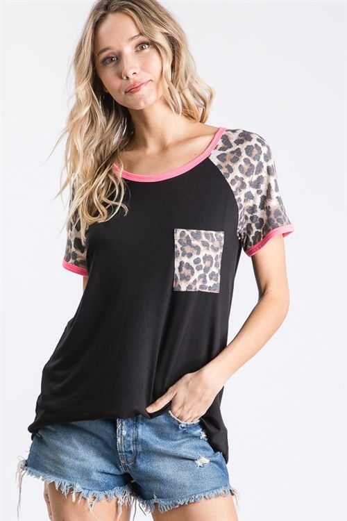 S35-1-1-HM-ST1302-13-BK - SOLID AND LEOPARD ANIMAL PRINT CONTRAST TOP WITH FRONT POCKET- BLACK 2-2-2