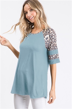 S35-1-1-HM-ST1550-13-DMN - SOLID AND LEOPARD ANIMAL PRINT CONTRAST TOP- DUSTY MINT 2-2-2