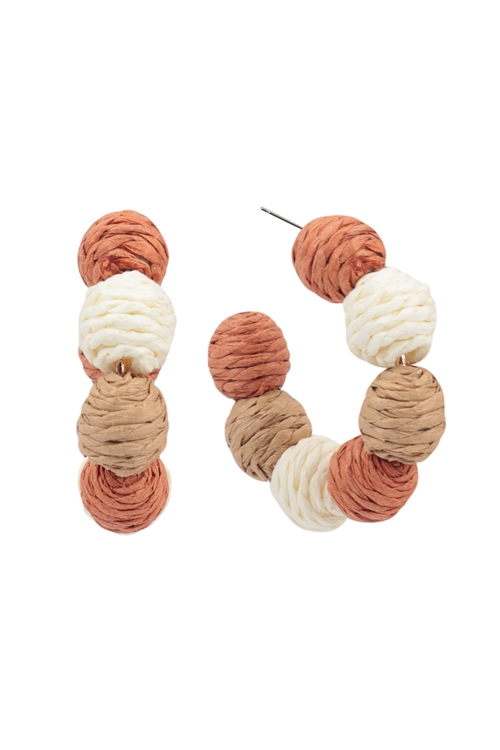 A2-1-4-JED201GDBRW - COLOR BLOCKED RAFFIA BALL HOOP EARRINGS-BROWN/1PC