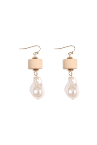 A1-3-1-JED386GDIVY - WOOD, FRESH WATER PEARL DROP FISH HOOK EARRINGS-GOLD IVORY/1PC