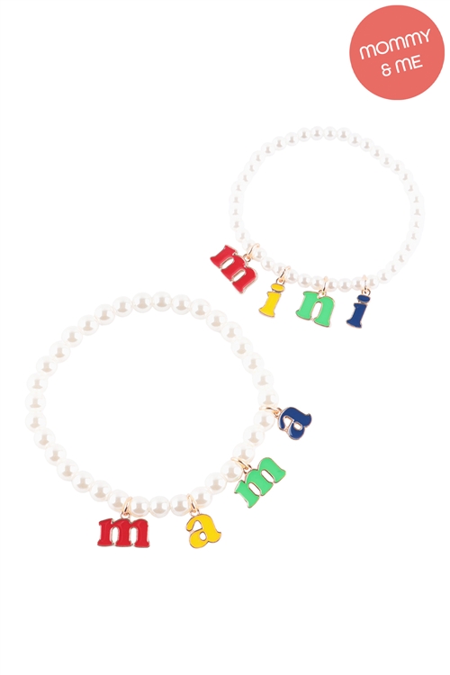 S17-11-3-K7B2050-MUL2 - "MINI" & "MAMA" LETTER PENDANT CHARM PEARL STRETCH BRACELET - MULTICOLOR 2/1PC