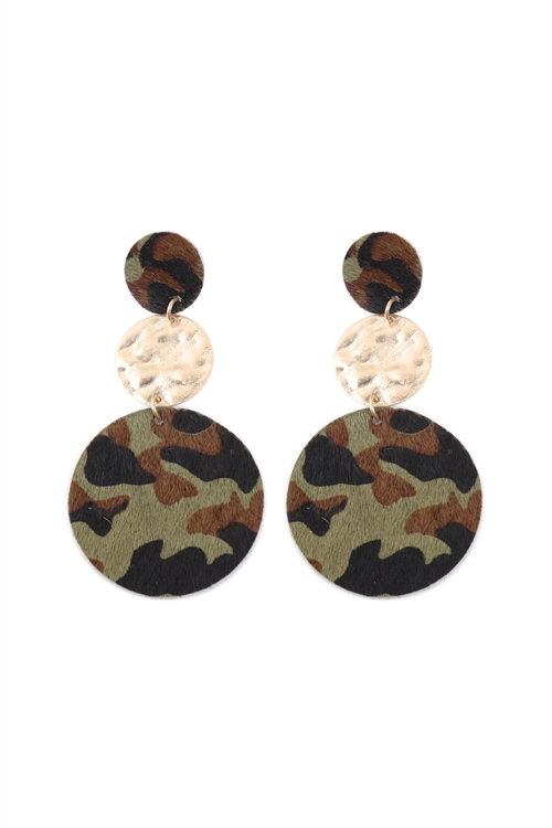 S22-6-3-KE7012GR - ROUND CAMOUFLAGE LEATHER WITH METAL LINK DROP EARRINGS - GREEN/6PCS